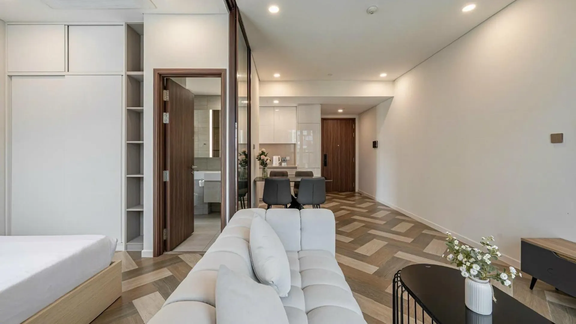 Metropole Thu Thiem - Luna Apartment - Chic, Unbeatable Location, Great Value!!! Ho Či Minovo Město Vietnam