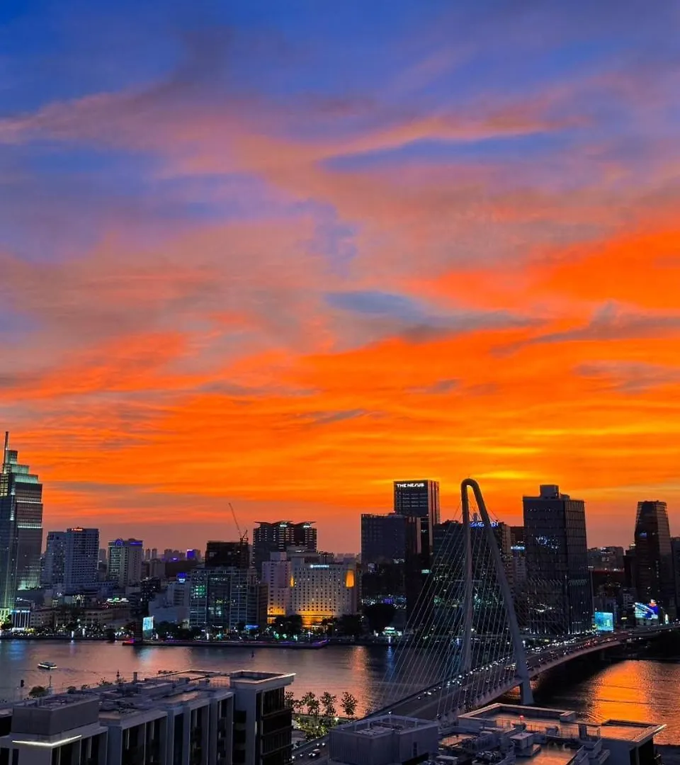Metropole Thu Thiem - Luna Apartment - Chic, Unbeatable Location, Great Value!!! Ho Chi Minh City