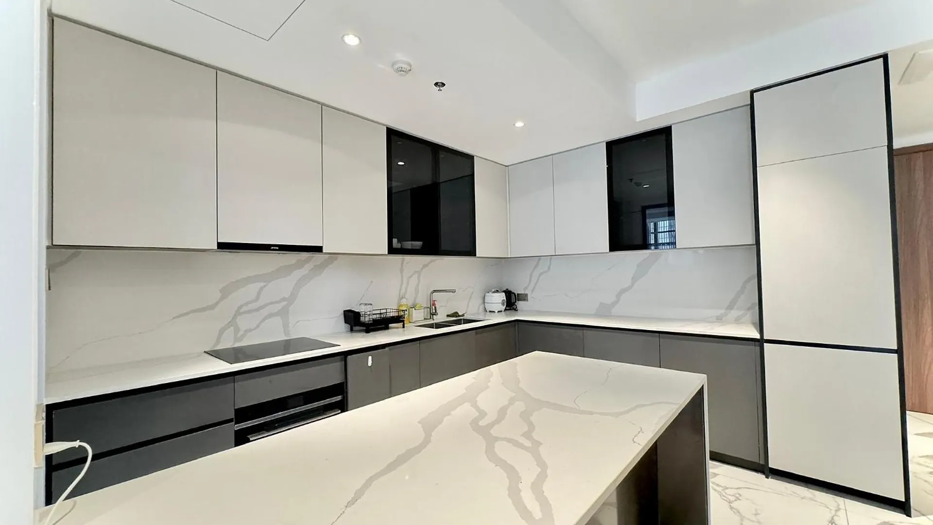 Metropole Thu Thiem - Luna Apartment - Chic, Unbeatable Location, Great Value!!! Ho Chi Minh City 0*,  Vietnam